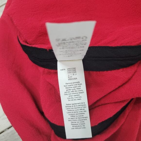 Gap Red Sleeveless Top Black Trim Tie Back Casual Blouse XS - Picture 7 of 7